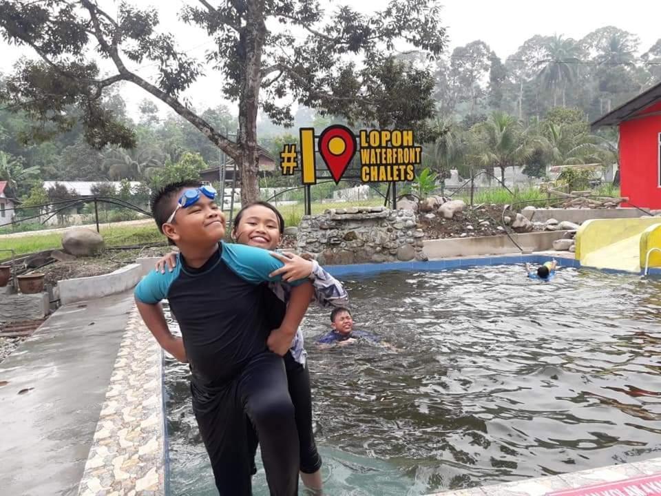 Lopoh Waterfront Budget Chalets Villa Hulu Langat Exterior photo