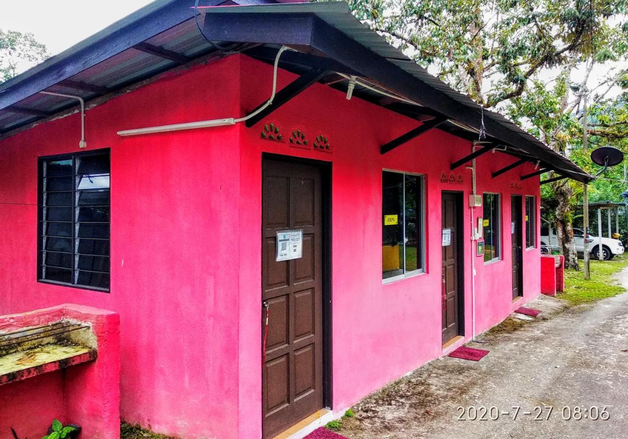 Lopoh Waterfront Budget Chalets Villa Hulu Langat Exterior photo