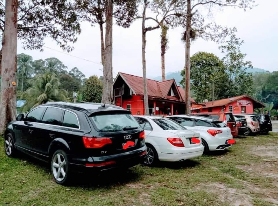 Lopoh Waterfront Budget Chalets Villa Hulu Langat Exterior photo